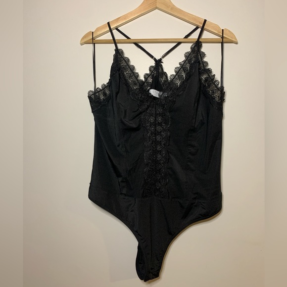 NWOT ASTR black stretch lace bodysuit XL - Picture 3 of 9